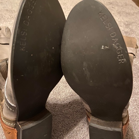 Kelsi Dagger Jayna Boots - Picture 4 of 6